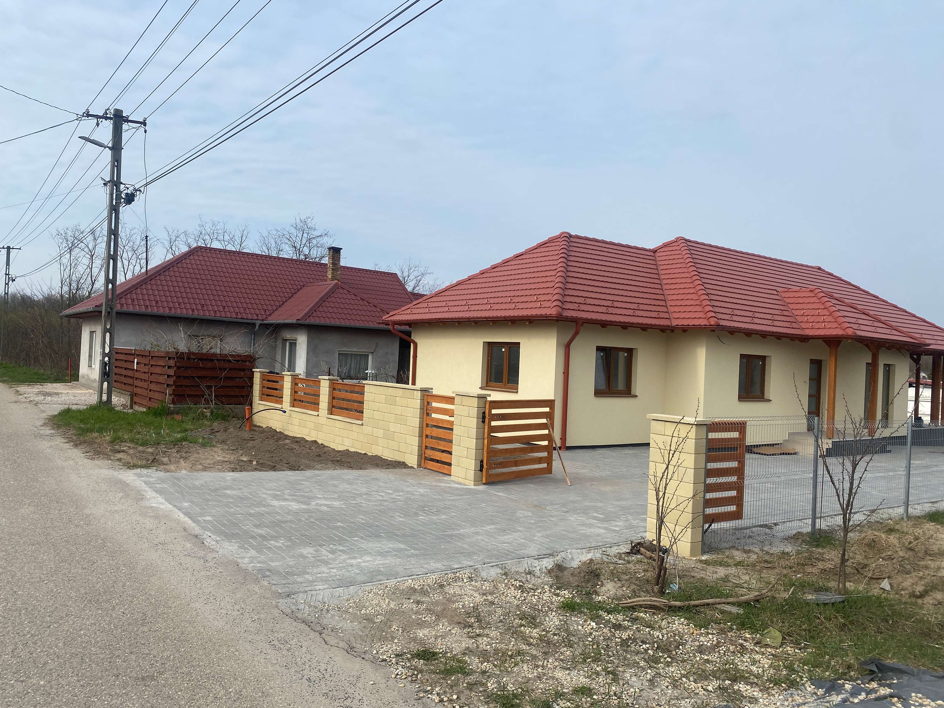 Dabasi szőlők könnyűszerkezetes ház