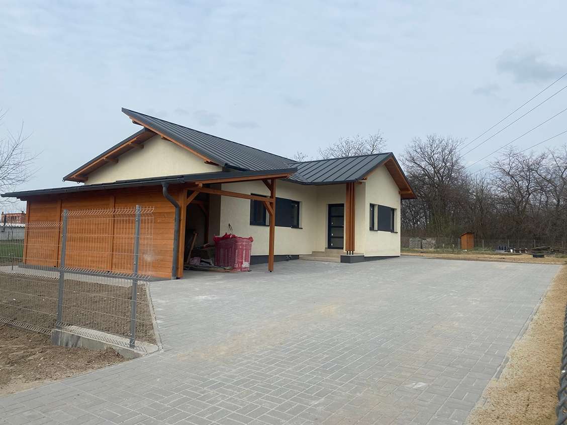 Hernád 2 könnyűszerkezetes ház